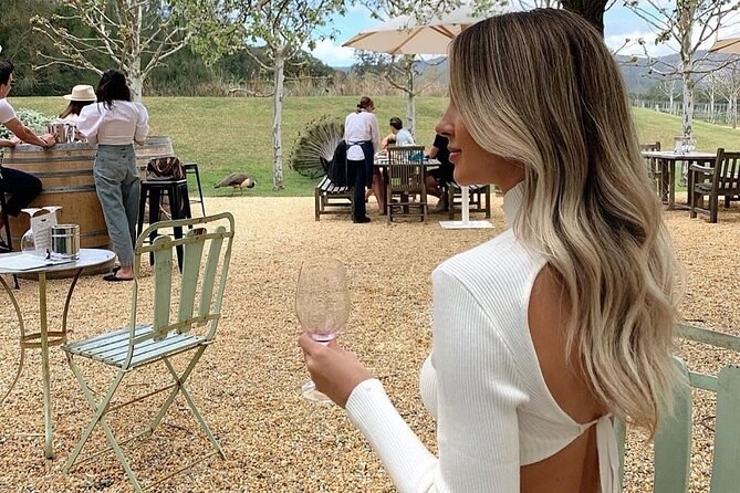 Luxury Hunter Valley Tour: 3 Tastings, Gin, Lunch & Chocolatier
